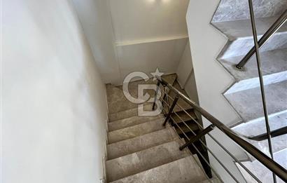 JASSE'DEN KUŞADASIN'DA TRİPLEX HAVUZLU BAHÇELİ