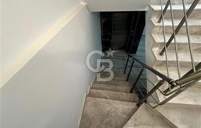 JASSE'DEN KUŞADASIN'DA TRİPLEX HAVUZLU BAHÇELİ