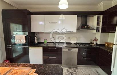 KARŞIYAKA ZÜBEYDE HANIM MAHALLESİNDE HAVUZLU 3+1 SATILIK DAİRE