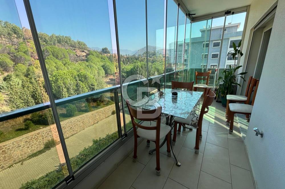 KARŞIYAKA ZÜBEYDE HANIM MAHALLESİNDE HAVUZLU 3+1 SATILIK DAİRE