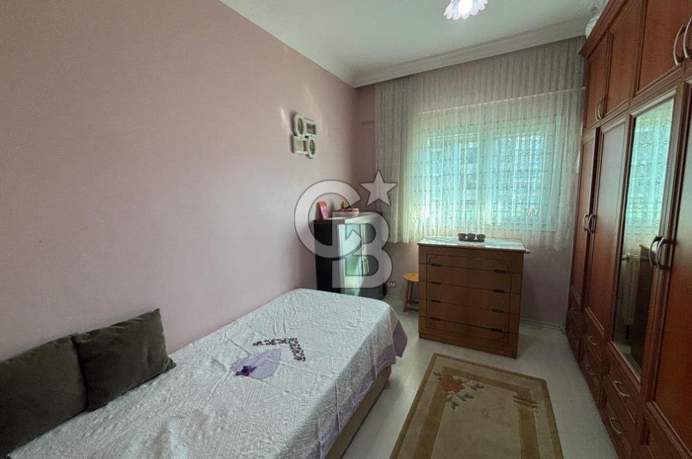 KARŞIYAKA ZÜBEYDE HANIM MAHALLESİNDE HAVUZLU 3+1 SATILIK DAİRE