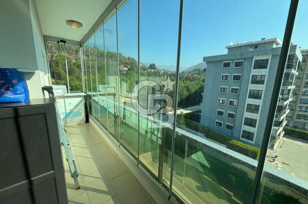 KARŞIYAKA ZÜBEYDE HANIM MAHALLESİNDE HAVUZLU 3+1 SATILIK DAİRE