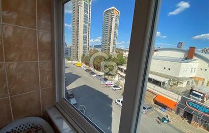 KARTAL PETROL-İŞ'DE CADDE ÜZERİ FERAH VE ULAŞIMI KOLAY 3+1 DAİRE