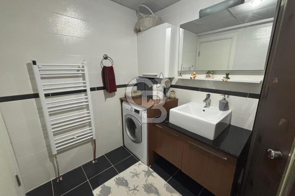 KARŞIYAKA ZÜBEYDE HANIM MAHALLESİNDE HAVUZLU 3+1 SATILIK DAİRE