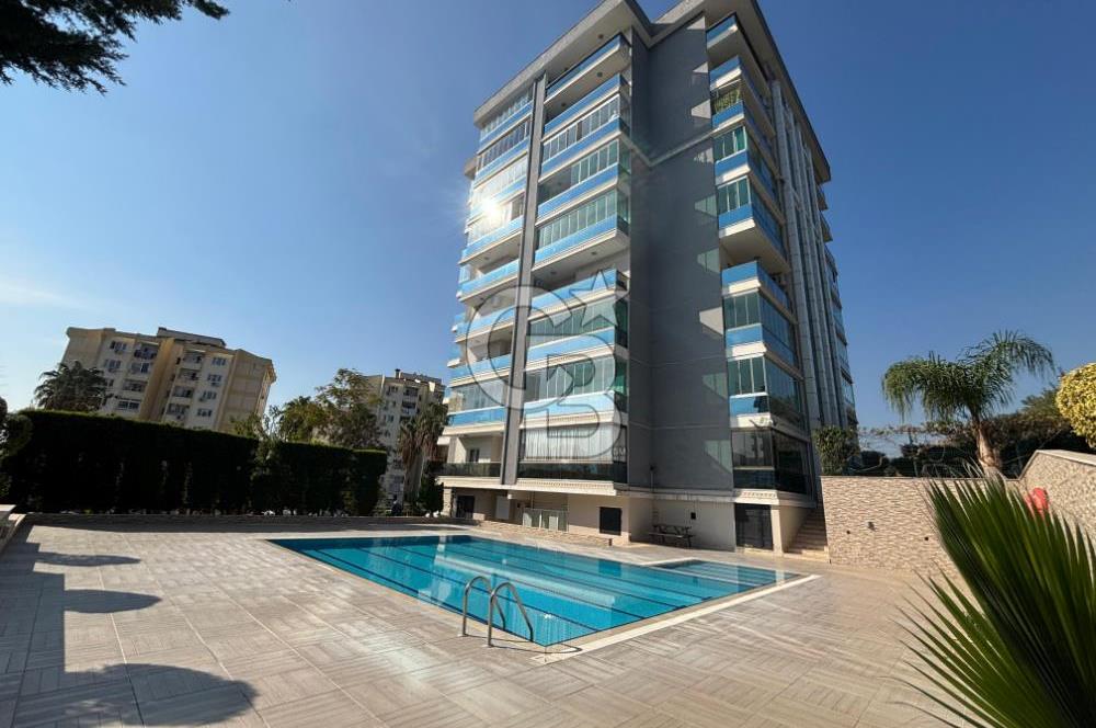 KARŞIYAKA ZÜBEYDE HANIM MAHALLESİNDE HAVUZLU 3+1 SATILIK DAİRE