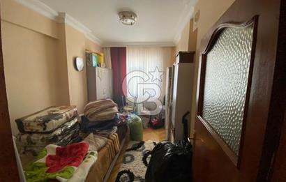 KARTAL PETROL-İŞ'DE CADDE ÜZERİ FERAH VE ULAŞIMI KOLAY 3+1 DAİRE