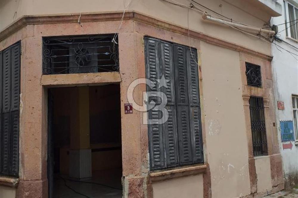 Küçükköy de Satılık Köşe Bina*AvlU