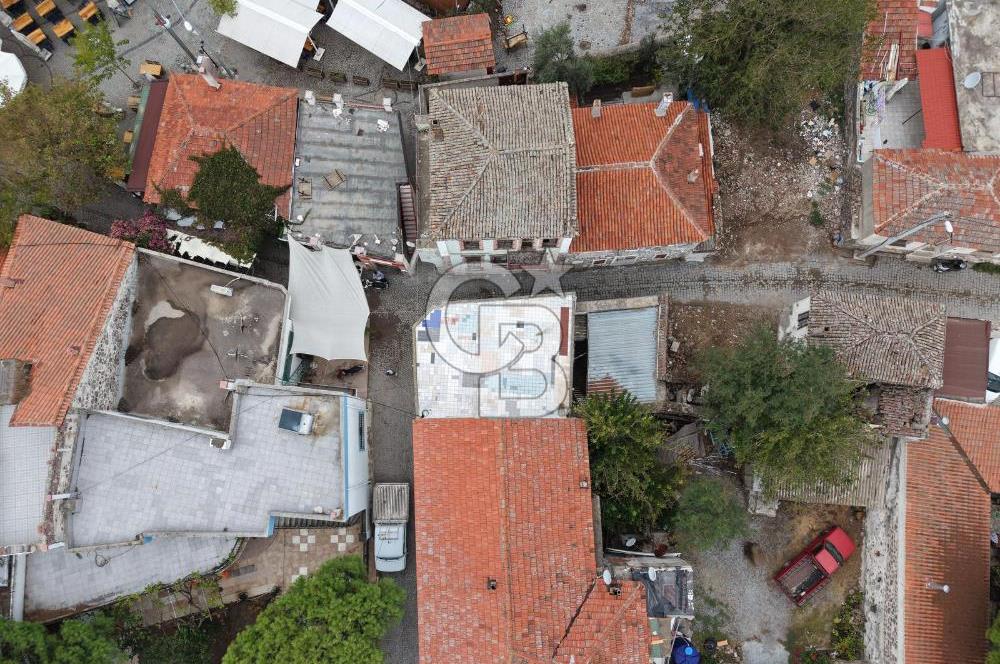 Küçükköy de Satılık Köşe Bina*AvlU