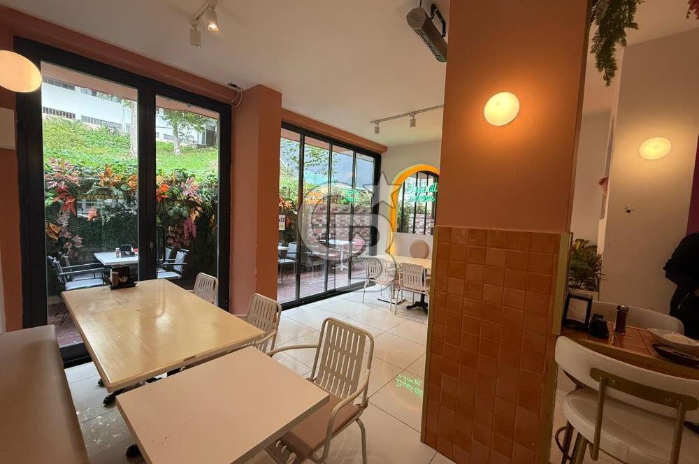 Üsküdar’da Devren Hazır Müşterili İşlek Dükkan, Restorant