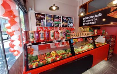 Üsküdar’da Devren Hazır Müşterili İşlek Dükkan