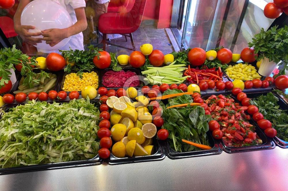 Üsküdar’da Devren Hazır Müşterili İşlek Dükkan