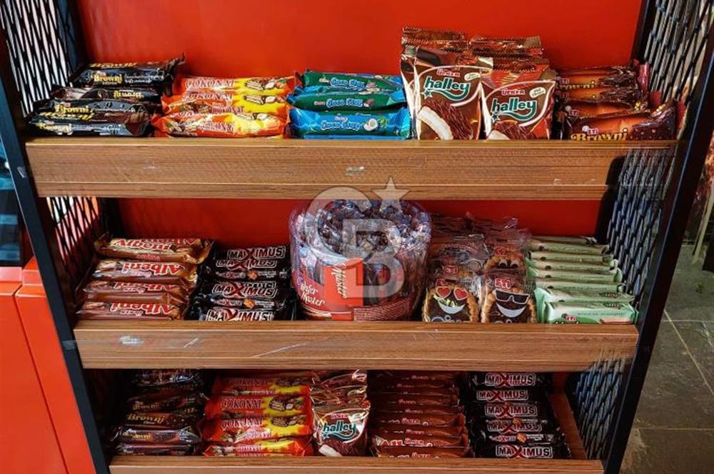 Üsküdar’da Devren Hazır Müşterili İşlek Dükkan