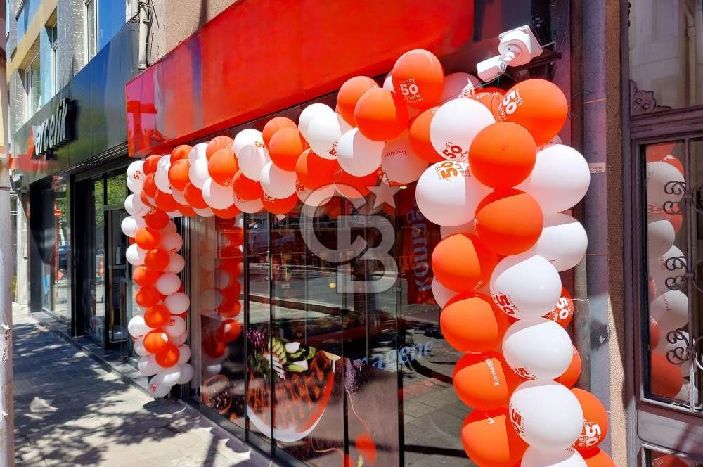 Üsküdar’da Devren Hazır Müşterili İşlek Dükkan