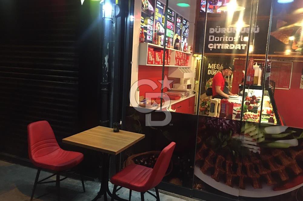 Üsküdar’da Devren Hazır Müşterili İşlek Dükkan