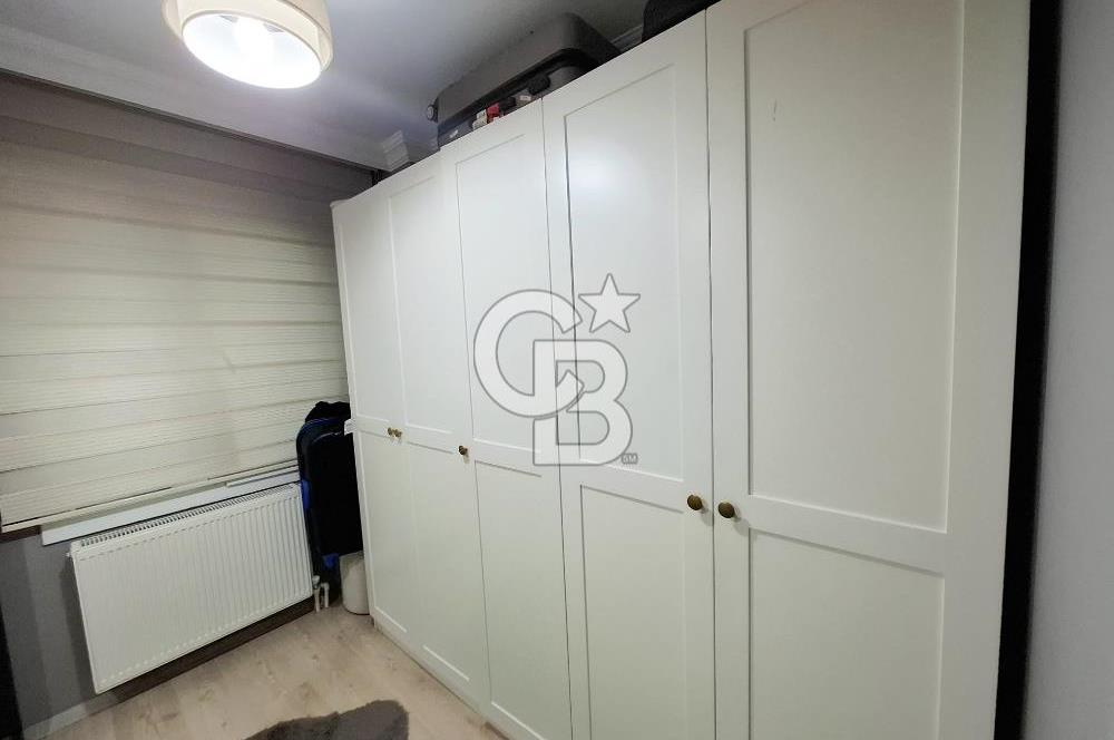 MENDERES COLDWELL BANKER POYRAZ'DAN SİTE İÇİ GENİŞ BAKIMLI DAİRE