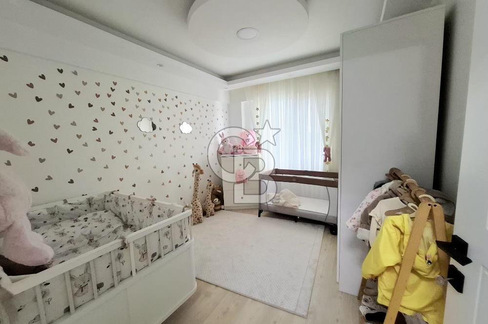 MENDERES COLDWELL BANKER POYRAZ'DAN SİTE İÇİ GENİŞ BAKIMLI DAİRE