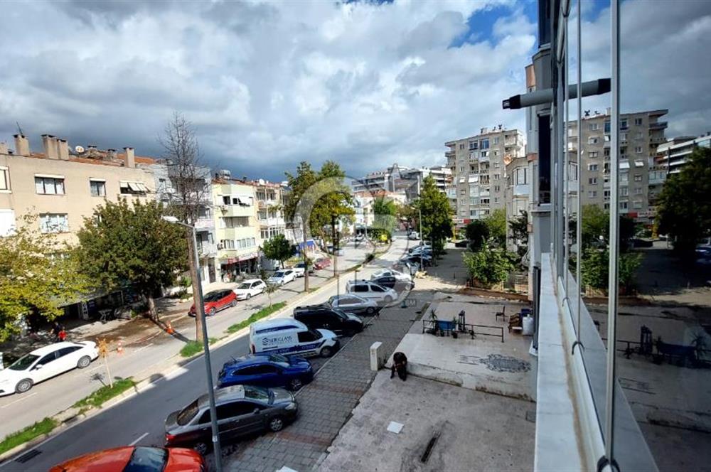 İZMİR BAYRAKLI MANSUROĞLU MAHALLESİ 2 + 1 SATILIK DAİRE CB - PH