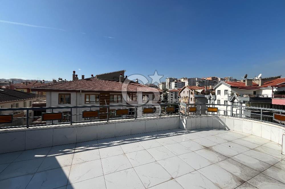 Koşu Yolu Yanında Muhteşem Dubleks Daire