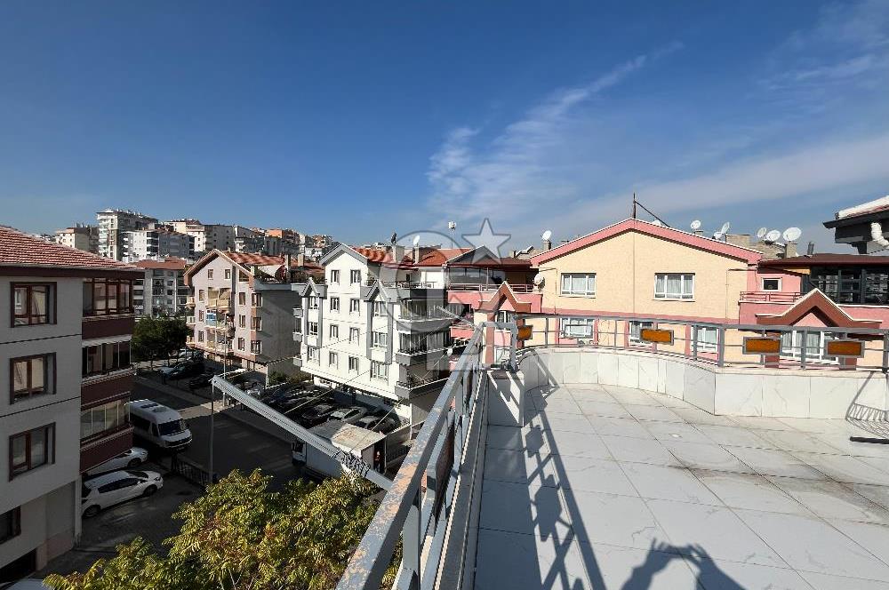 Koşu Yolu Yanında Muhteşem Dubleks Daire