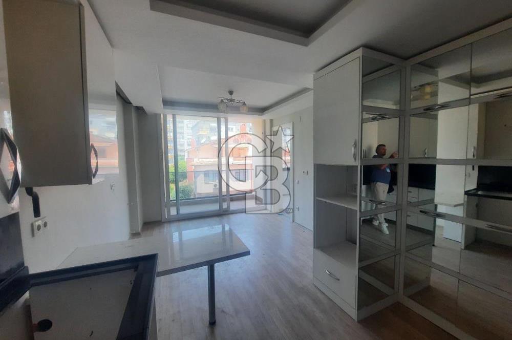 Mezitli Akdeniz Mah Soli Civarı 5 Yaşında 2+1 Satılık Daire 