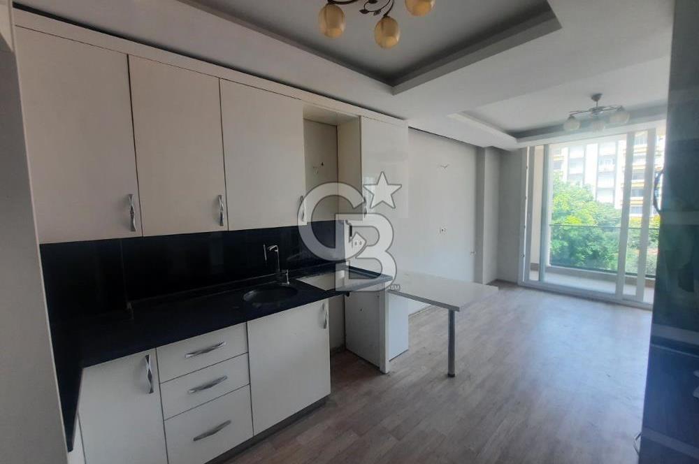 Mezitli Akdeniz Mah Soli Civarı 5 Yaşında 2+1 Satılık Daire 