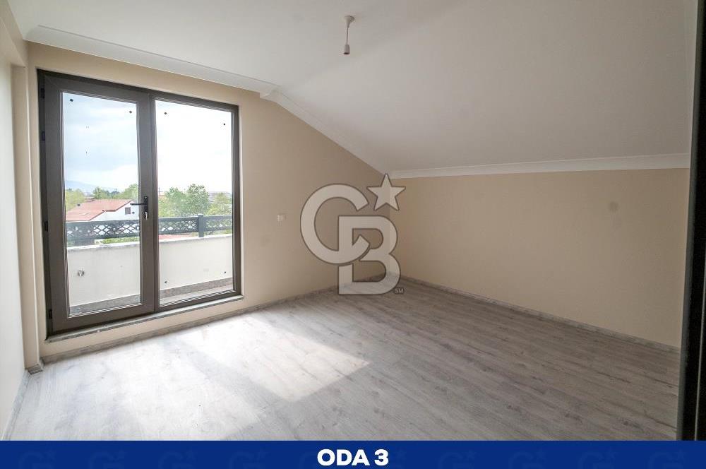 BAŞİSKELE AŞAĞI YUVACIK MAHMUTPAŞA MAH DENİZ MANZARALI 3+1 ÇATI DUBLEKS