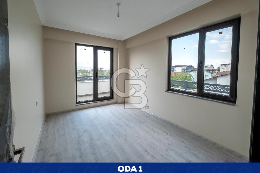 BAŞİSKELE AŞAĞI YUVACIK MAHMUTPAŞA MAH DENİZ MANZARALI 3+1 ÇATI DUBLEKS