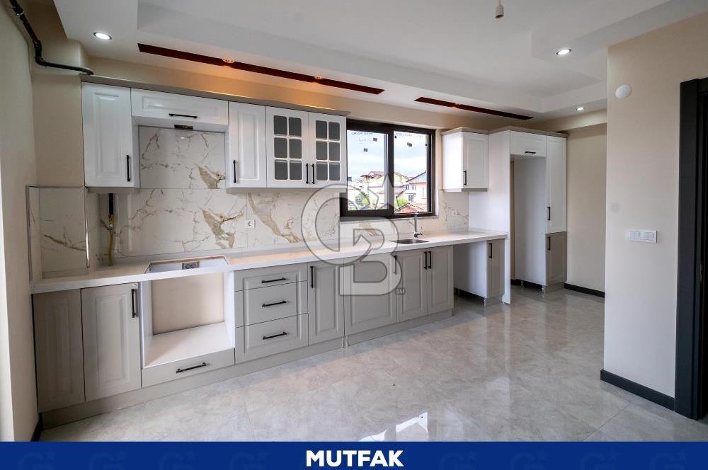 BAŞİSKELE AŞAĞI YUVACIK MAHMUTPAŞA MAH DENİZ MANZARALI 3+1 ÇATI DUBLEKS