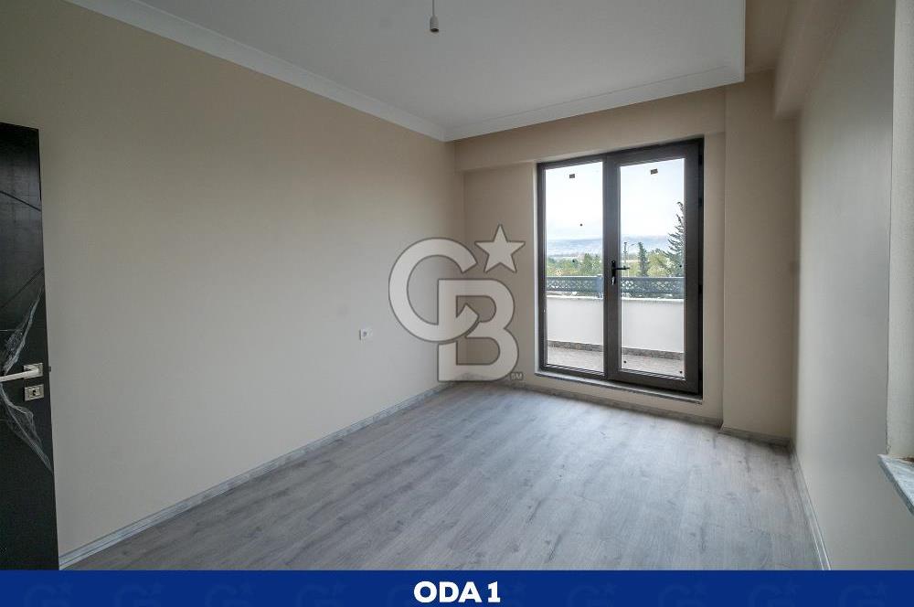 BAŞİSKELE AŞAĞI YUVACIK MAHMUTPAŞA MAH DENİZ MANZARALI 3+1 ÇATI DUBLEKS