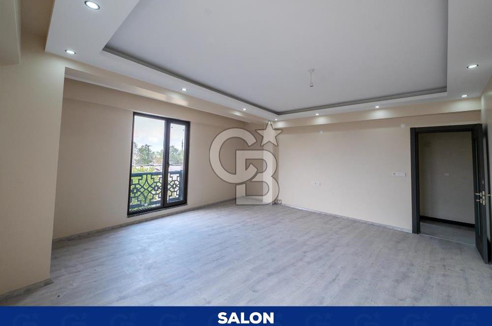 BAŞİSKELE AŞAĞI YUVACIK MAHMUTPAŞA MAH DENİZ MANZARALI 3+1 ÇATI DUBLEKS