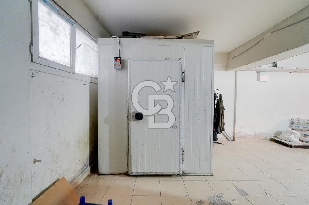 CB YALI'DAN YEŞİLYURT HASTANESİ YAKININDA SATILIK DÜKKAN