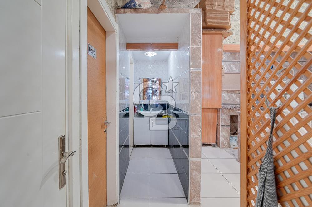 CB YALI'DAN YEŞİLYURT HASTANESİ YAKININDA SATILIK DÜKKAN