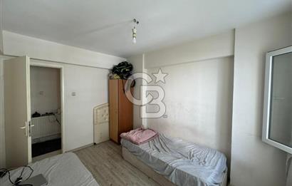 Buca Atatürk Mahallesinde Yatırıma ve Oturuma Uygun 3+1 Daire