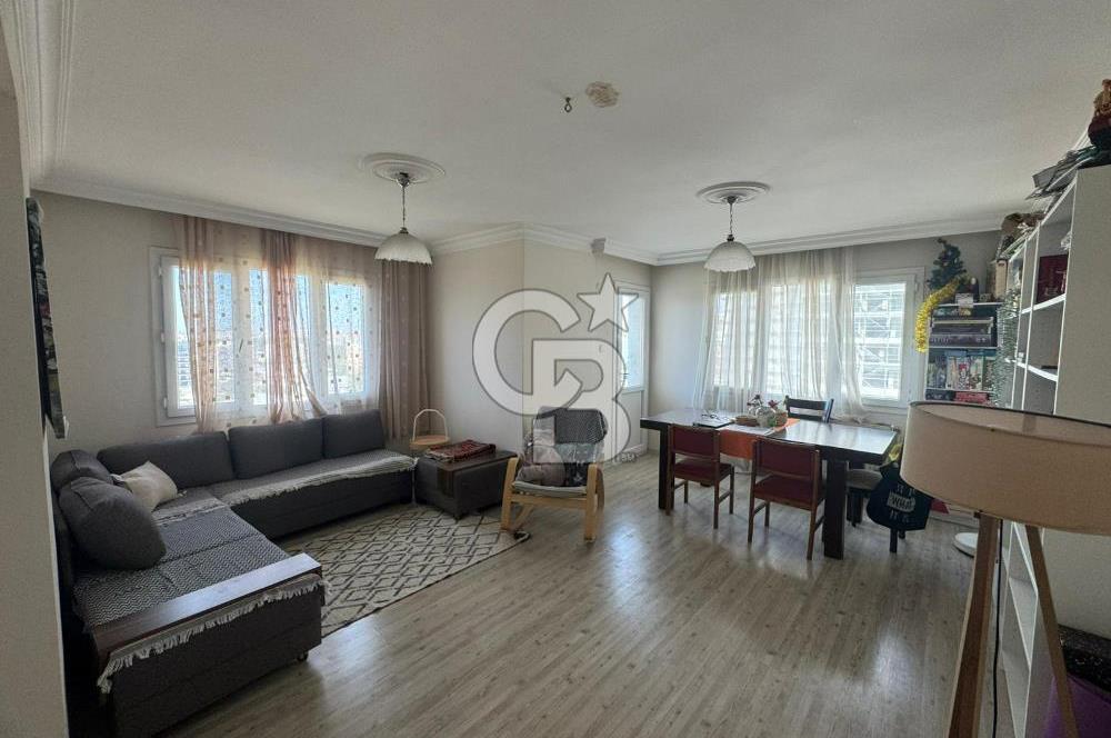 Buca Atatürk Mahallesinde Yatırıma ve Oturuma Uygun 3+1 Daire