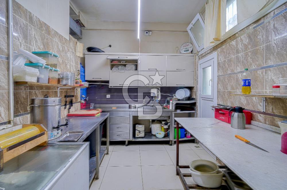 CB YALI'DAN YEŞİLYURT HASTANESİ YAKININDA SATILIK DÜKKAN