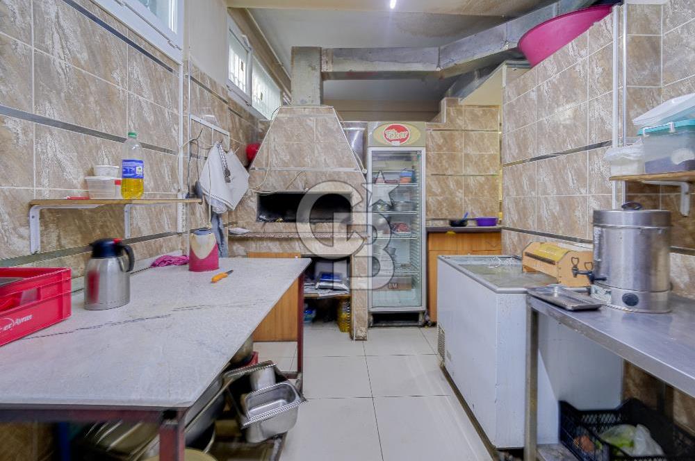 CB YALI'DAN YEŞİLYURT HASTANESİ YAKININDA SATILIK DÜKKAN