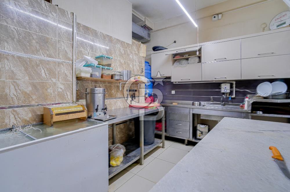 CB YALI'DAN YEŞİLYURT HASTANESİ YAKININDA SATILIK DÜKKAN