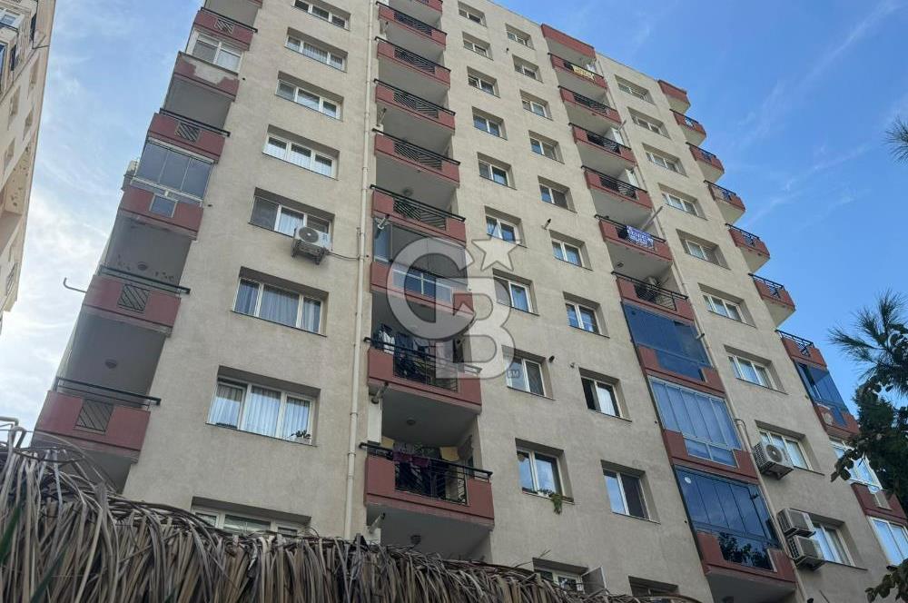 Buca Atatürk Mahallesinde Yatırıma ve Oturuma Uygun 3+1 Daire