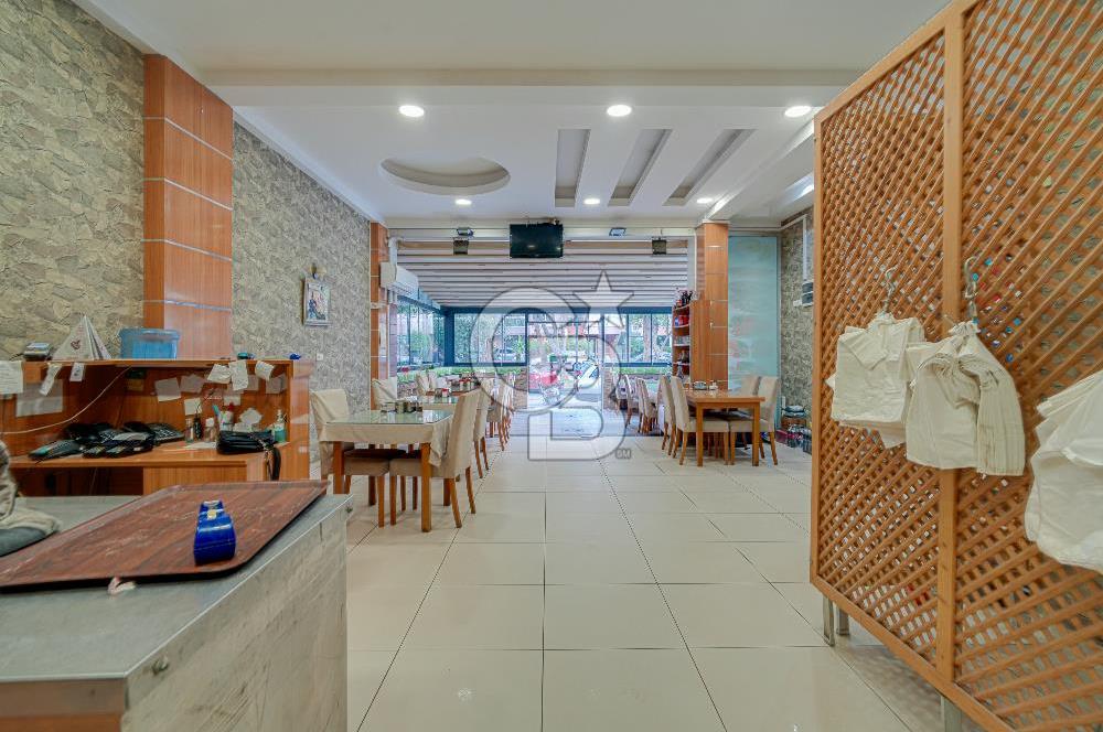 CB YALI'DAN YEŞİLYURT HASTANESİ YAKININDA SATILIK DÜKKAN