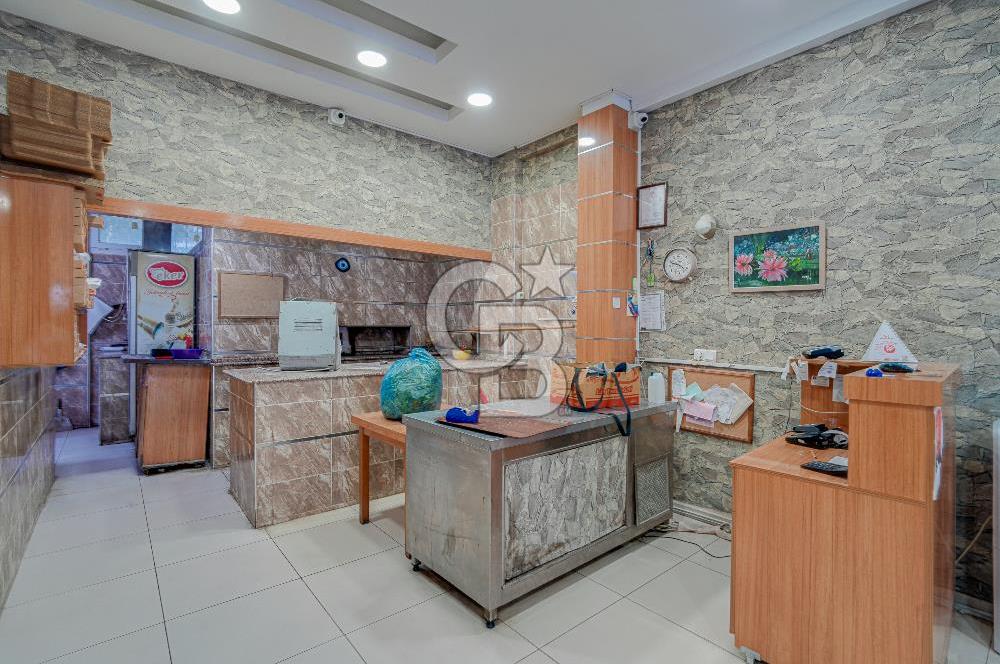 CB YALI'DAN YEŞİLYURT HASTANESİ YAKININDA SATILIK DÜKKAN