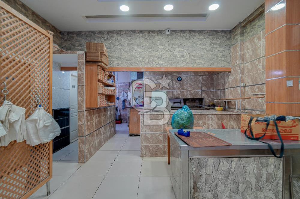 CB YALI'DAN YEŞİLYURT HASTANESİ YAKININDA SATILIK DÜKKAN