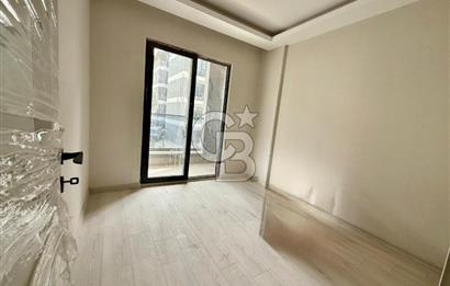 SİTE İÇİNDE LÜX İSKANLI OTURUMA HAZIR MERKEZİ KONUM 1+1 DAİRE