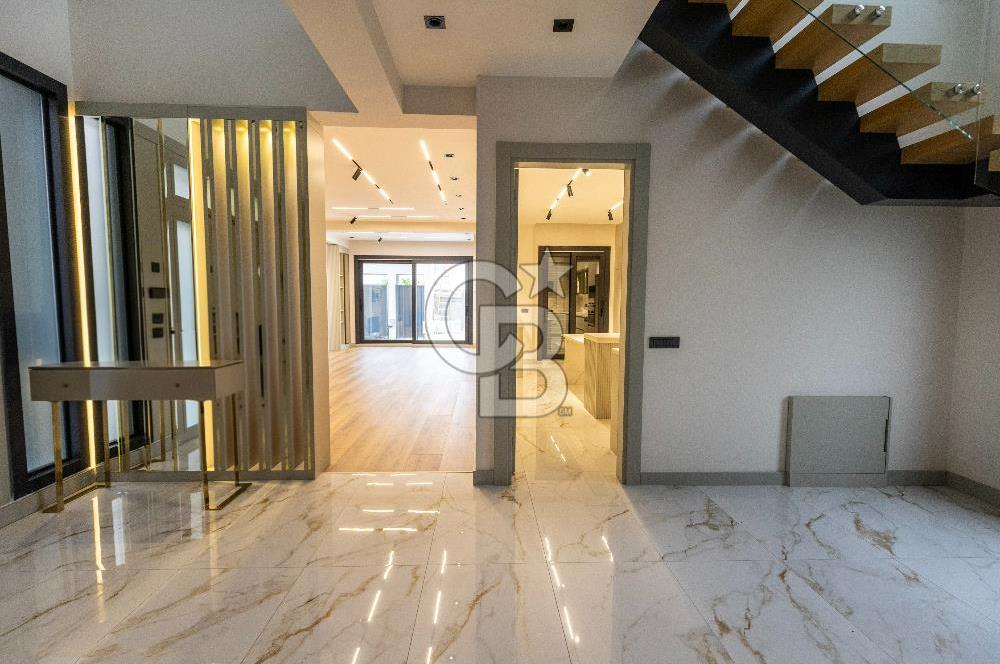 MENDERES COLDWELL BANKER POYRAZ'DAN MÜSTAKİL HAVUZLU ULTRA LÜX