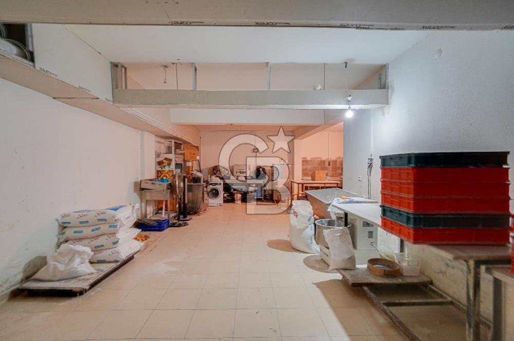 CB YALI'DAN YEŞİLYURT HASTANESİ YAKININDA SATILIK DÜKKAN