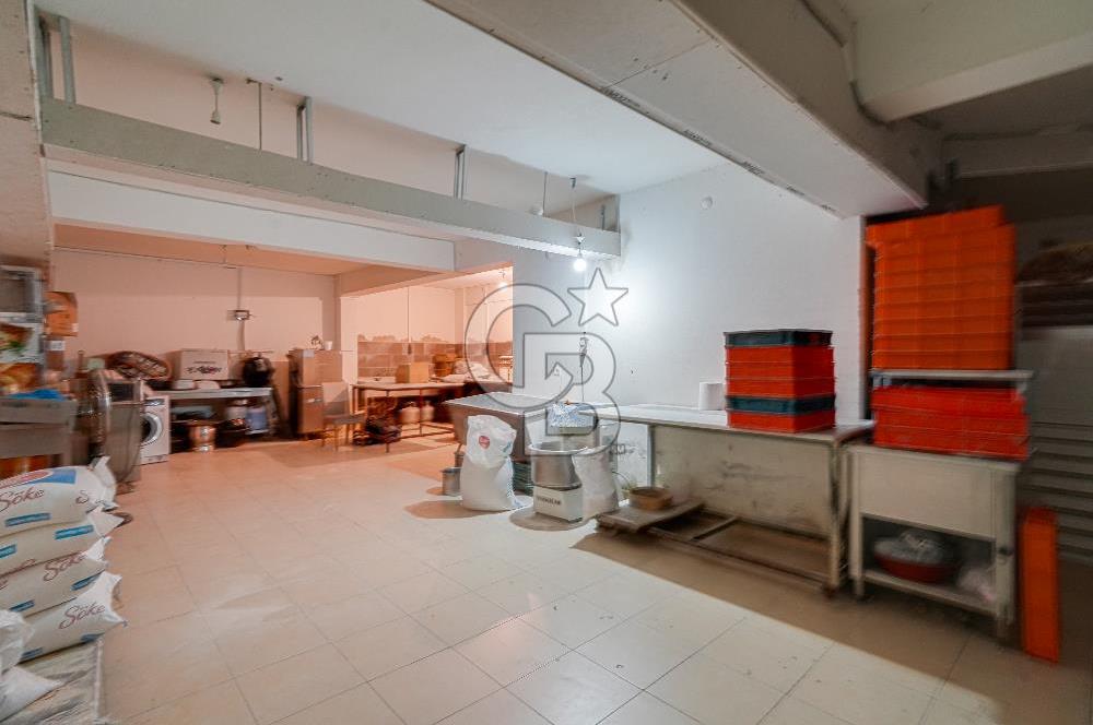 CB YALI'DAN YEŞİLYURT HASTANESİ YAKININDA SATILIK DÜKKAN