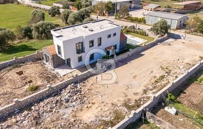 CBMARİNA'DAN DÖRTTEPE'DE BODRUM'A 20DK SATILIK HAVUZLU LÜX VİLLA