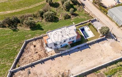 CBMARİNA'DAN DÖRTTEPE'DE BODRUM'A 20 DK GENİŞ BAHÇELİ LÜX VİLLA