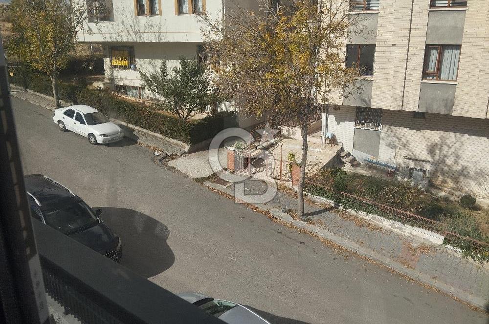 Dikmen İlker Mahallesinde Merkezi Konumda Satılık Sıfır 2+1 Daire 