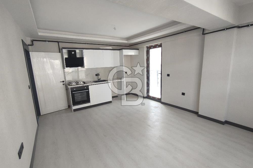 Dikmen İlker Mahallesinde Merkezi Konumda Satılık Sıfır 2+1 Daire 