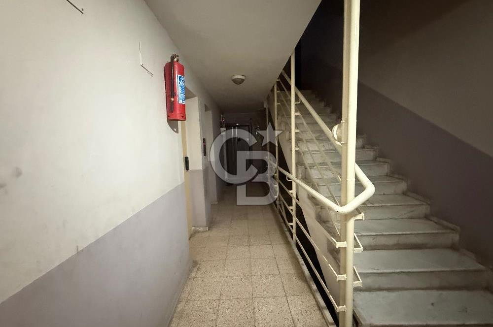 Bornova Evka-4 te Satılık Arakat 2+1 Daire 